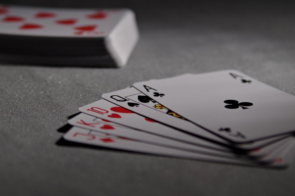 Johdatus parien jakamiseen blackjackissa